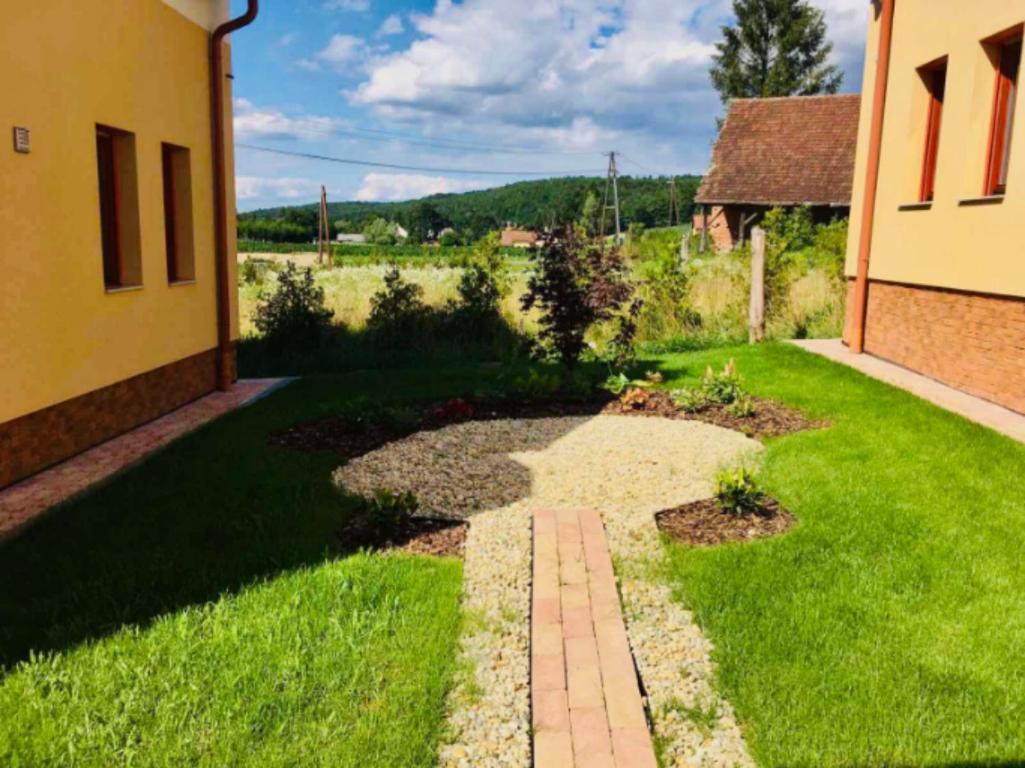 Vendvideki Pihenohazak Lägenhet Felsőszölnök Exteriör bild